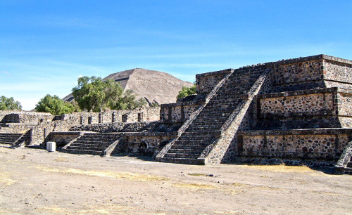 A Talud-Tablero Temple from Teotihuacan