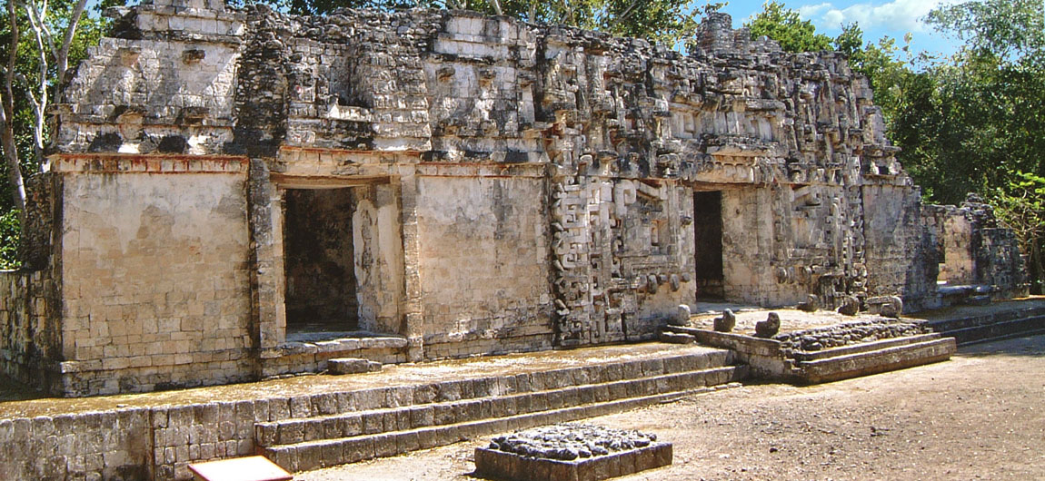Chicanna Archaeological Site