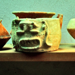 Preclassic Pots from Lamanai